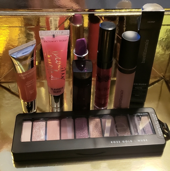 Victoria's Secret Other - 🆕️ Lipstick / Eyeshadow 6pc Bundle